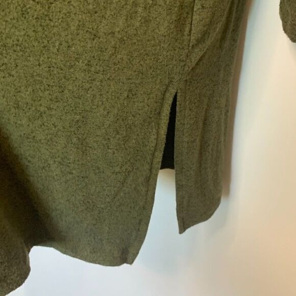 Old Navy Long Cowl Neck Long Sleeve Shirt - Picture 3 of 8